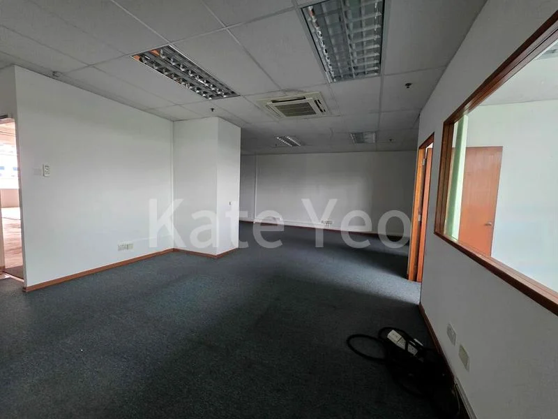 Light Industrial (B1) for Rent: Tradehub 21 - Image 8