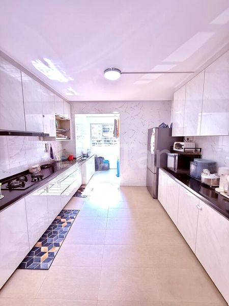 4 Room (4A) HDB for Rent in  432 Hougang Avenue 6 - Image 10