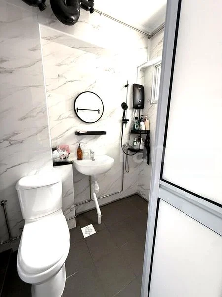 4 Room (4A) HDB for Rent in  432 Hougang Avenue 6 - Image 12