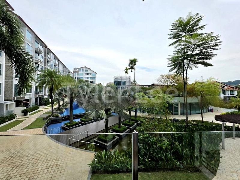 3 Bed Condo for Sale in  The Azure - Image 12