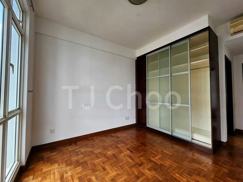 Room (Condo) for Rent in  Casablanca - Image 1
