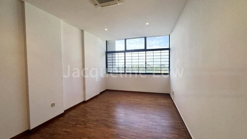 3 Bed Condo for Rent in  The Summit - Image 10