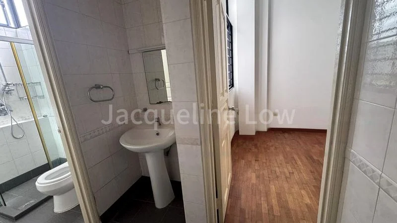 3 Bed Condo for Rent in  The Summit - Image 4