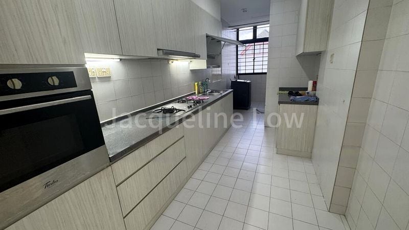 3 Bed Condo for Rent in  The Summit - Image 1