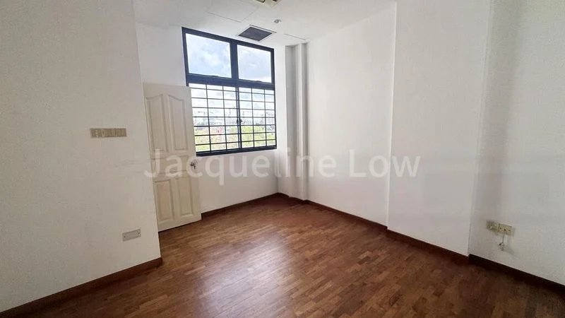 3 Bed Condo for Rent in  The Summit - Image 7