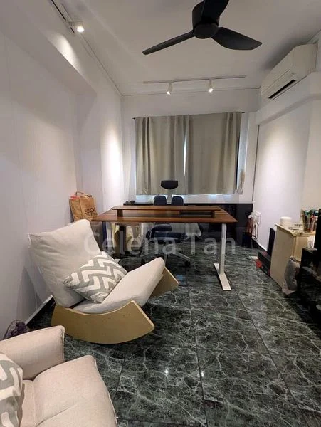 Executive HDB for Rent in  299 Bukit Batok Street 22 - Image 1