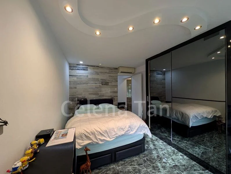 Executive HDB for Rent in  299 Bukit Batok Street 22 - Image 3