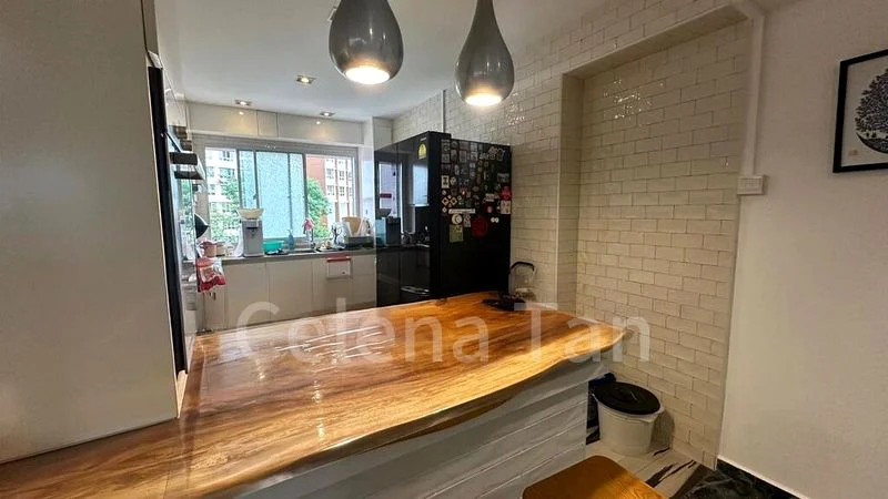 Executive HDB for Rent in  299 Bukit Batok Street 22 - Image 4