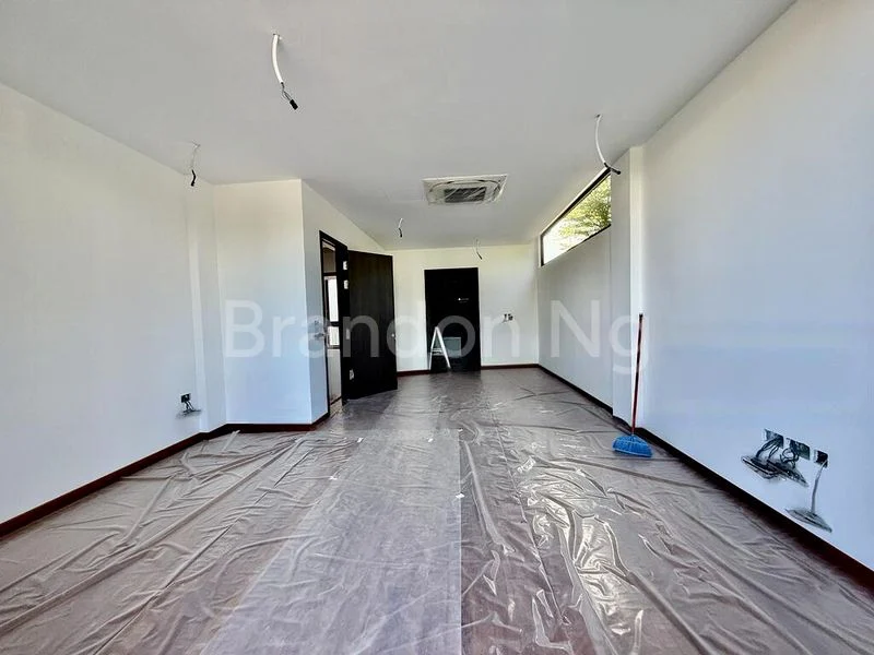 5 Bed Semi-Detached House (Landed) for Sale in Bizhub28 - Image 8
