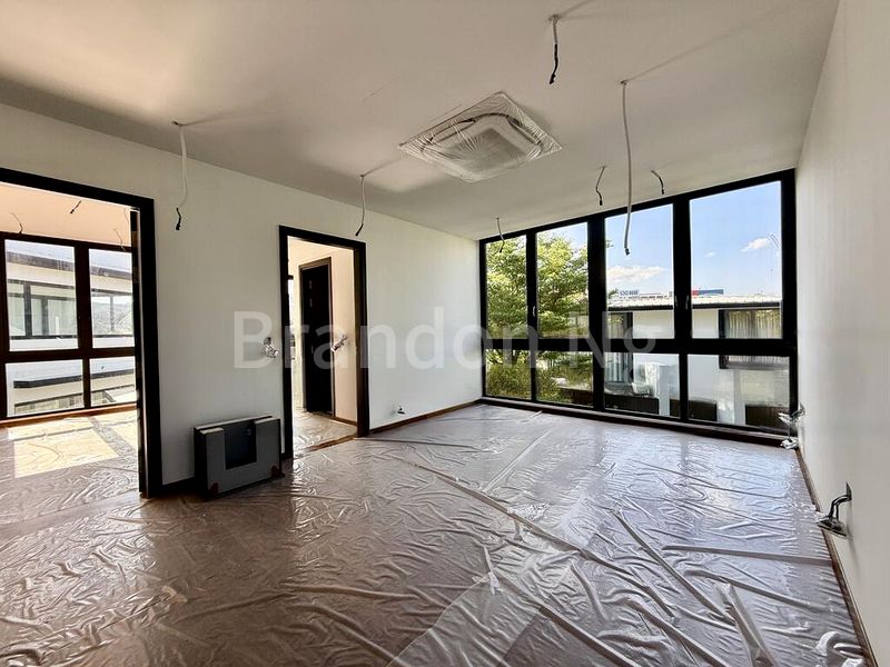 5 Bed Semi-Detached House (Landed) for Sale in Bizhub28 - Image 10