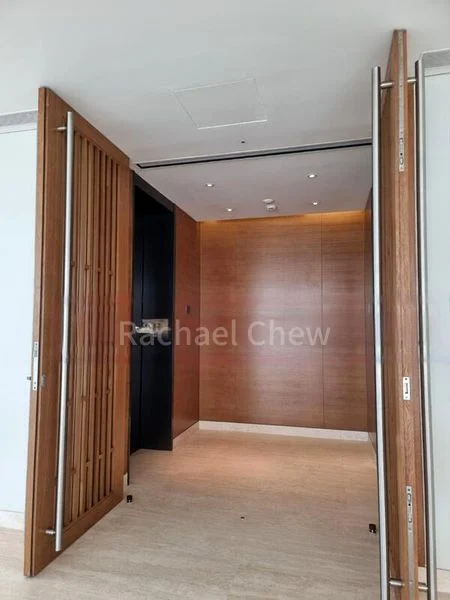 4 Bed Condo for Rent in  Hana - Image 2