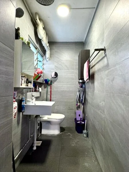 5 Room (5A) HDB for Sale in  340 Tampines Street 33 - Image 2