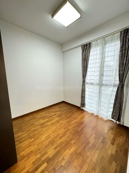 5 Bed Executive Condo for Sale in  Sea Horizon - Image 9