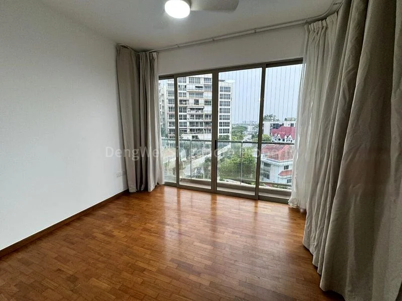 5 Bed Executive Condo for Sale in  Sea Horizon - Image 5