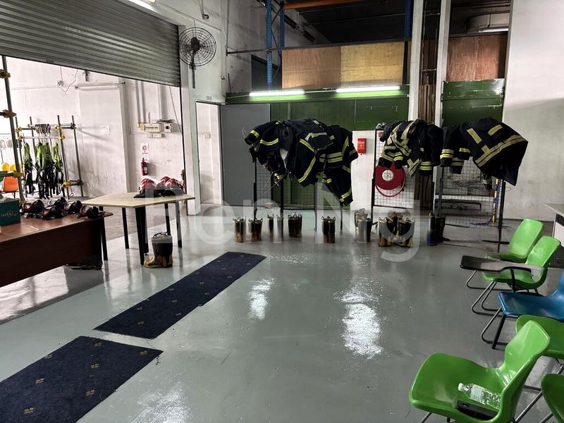 Factory / Workshop (B2) for Sale: Pioneer Centre - Image 2