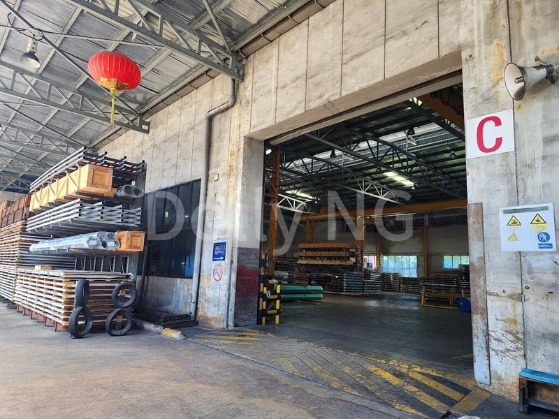 Factory / Workshop (B2) for Sale: Prime Location in Jurong; Detached Factory, Dorm Blue Zone. - Image 2
