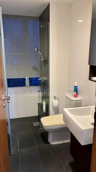 3 Bed Condo for Rent in  The Parc Condominium - Image 3