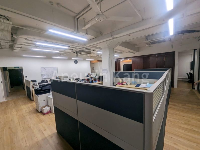 Light Industrial (B1) for Rent in  EPL Building - Image 10