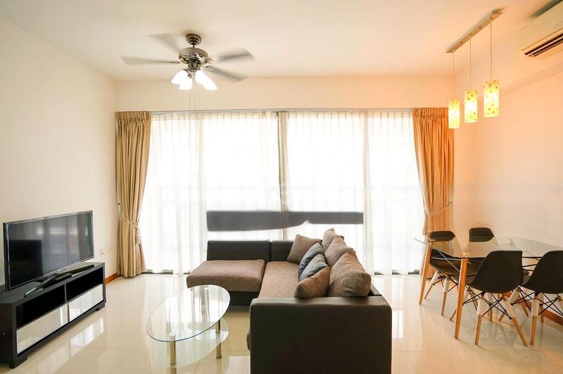 2 Bed Condo for Rent in Double Bay Residences - Image 1