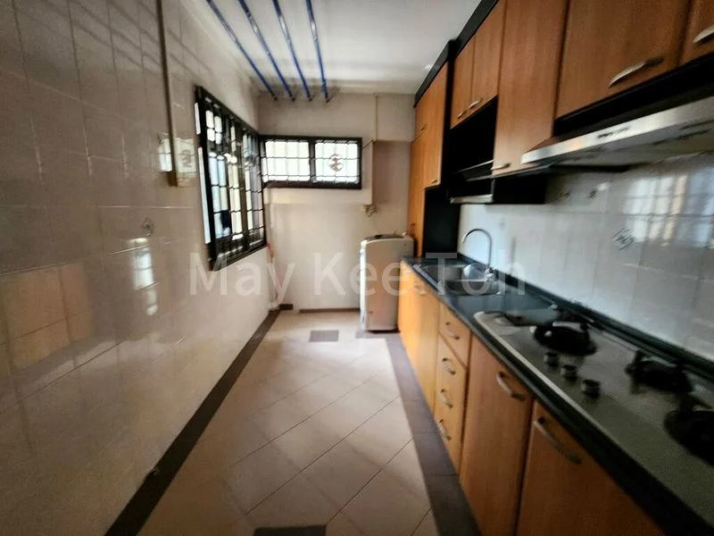 5 Room (5A) HDB for Rent in  261A Sengkang East Way - Image 2