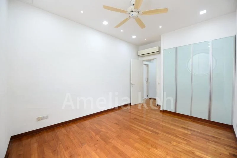 4 Bed Condo for Rent in  Nassim Jade - Image 1