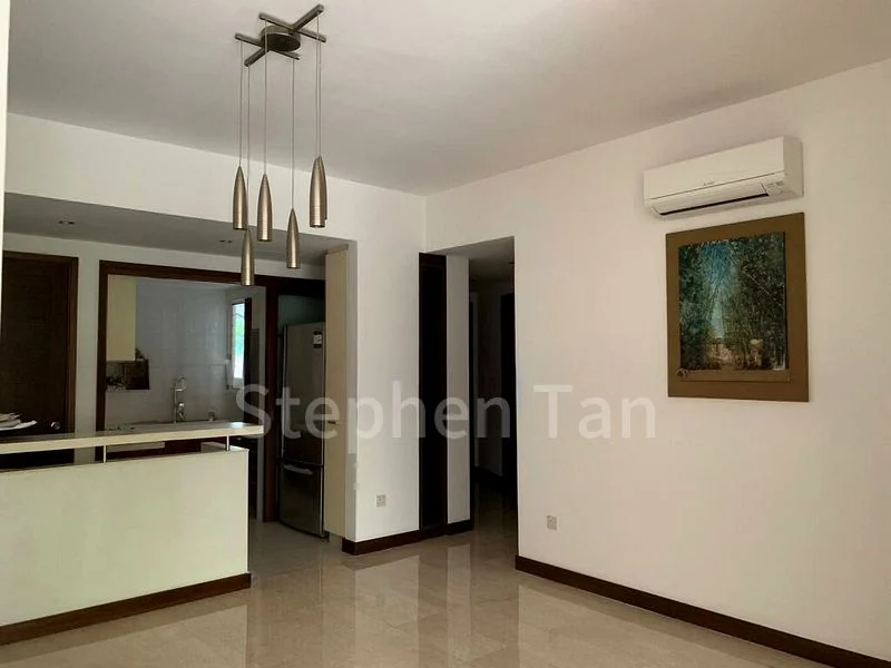 3 Bed Condo for Rent in  Hillington Green - Image 1