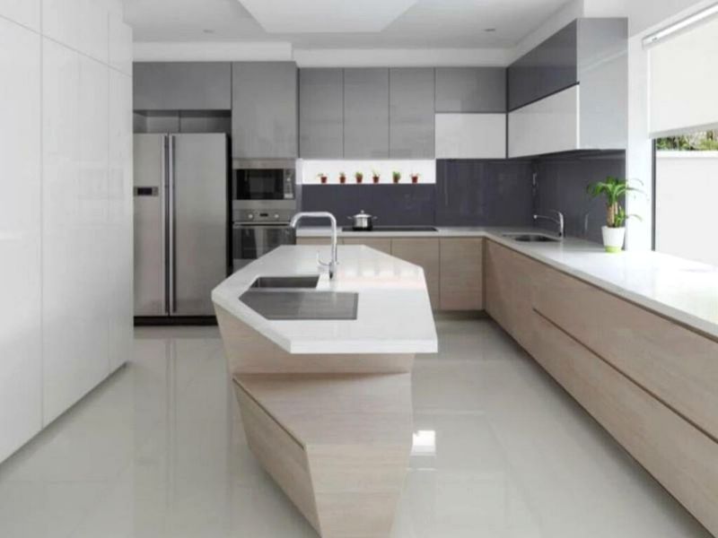 6 Bed Corner Terrace (Landed) for Sale in  Greenridge - Image 7