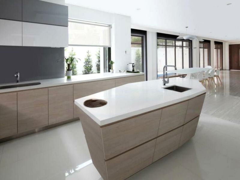 6 Bed Corner Terrace (Landed) for Sale in  Greenridge - Image 3