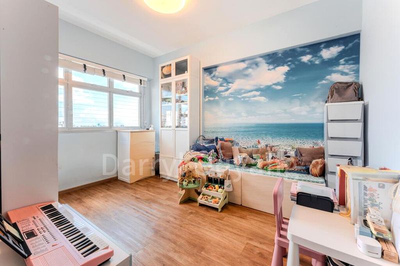 5 Room (5I) HDB for Sale in  440B Bukit Batok West Avenue 8 - Image 8