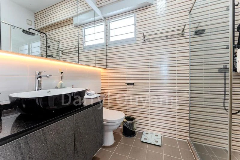 5 Room (5I) HDB for Sale in  440B Bukit Batok West Avenue 8 - Image 11