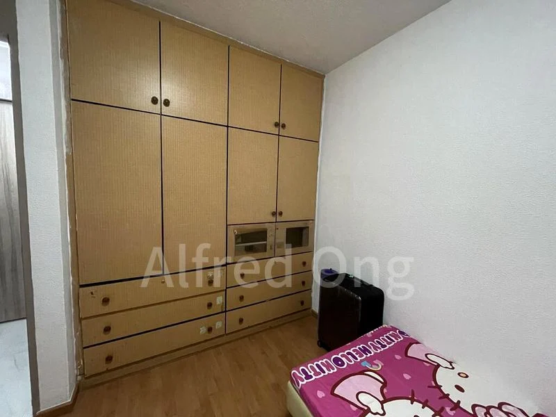 Common Room (HDB) for Rent in 246 Serangoon Avenue 3 - Image 3