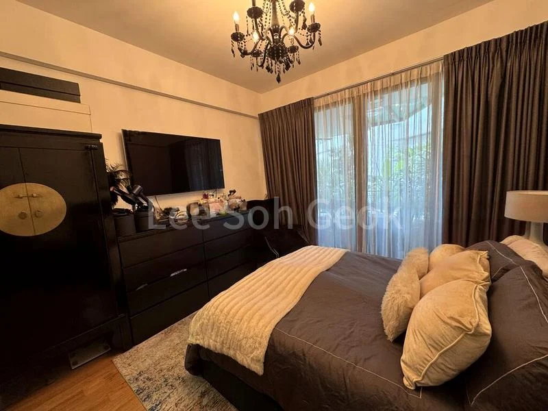 3 Bed Condo for Rent in  The Beverly - Image 4