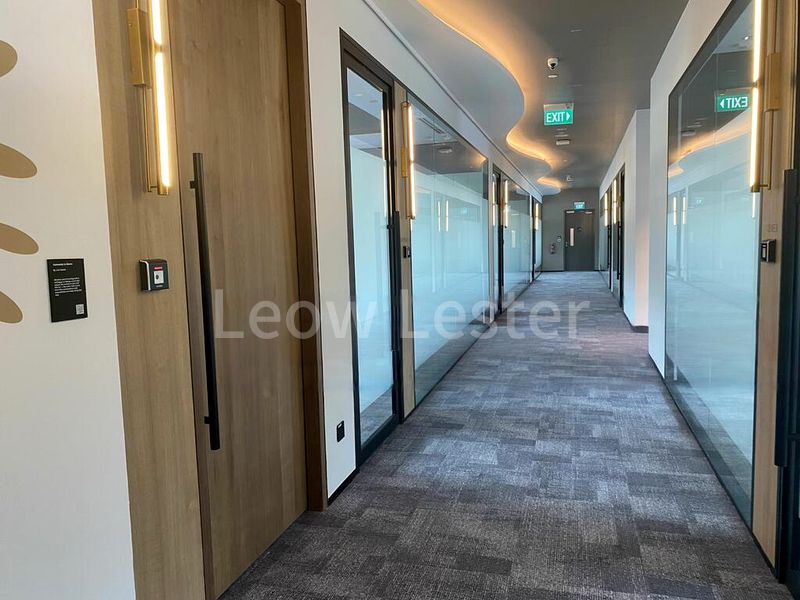 Light Industrial (B1) for Rent: 8m high workshop, overhead crane for oil, gas, and marine related trades. - Image 14