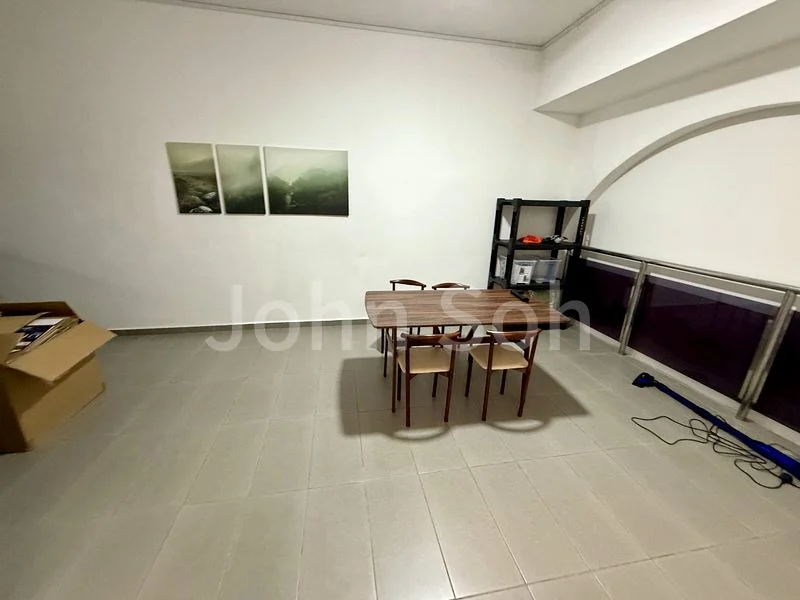 Master Room (Landed) for Rent in  Green Gardens - Image 12