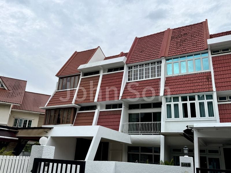 Master Room (Landed) for Rent in  Green Gardens - Image 1