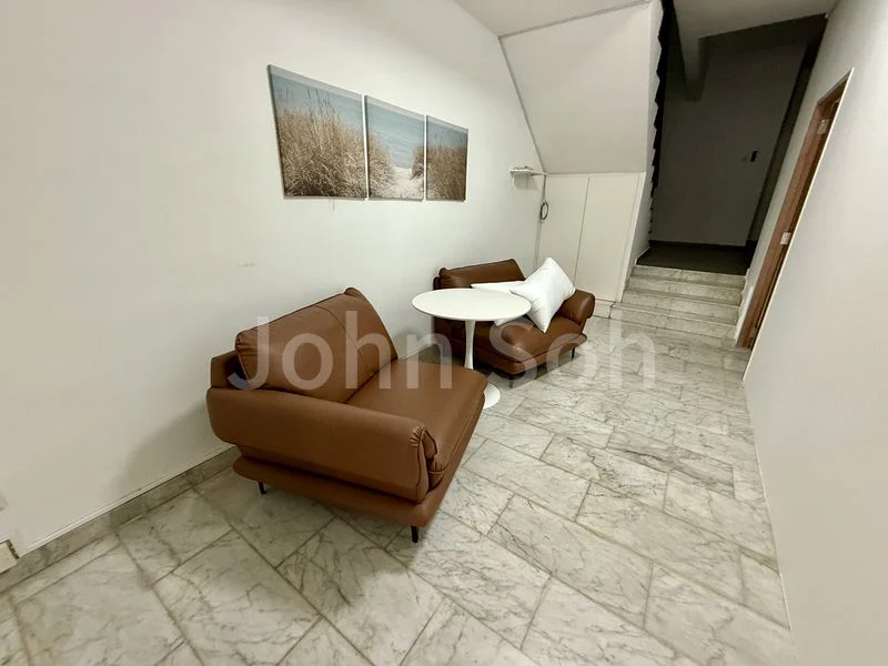 Master Room (Landed) for Rent in  Green Gardens - Image 2