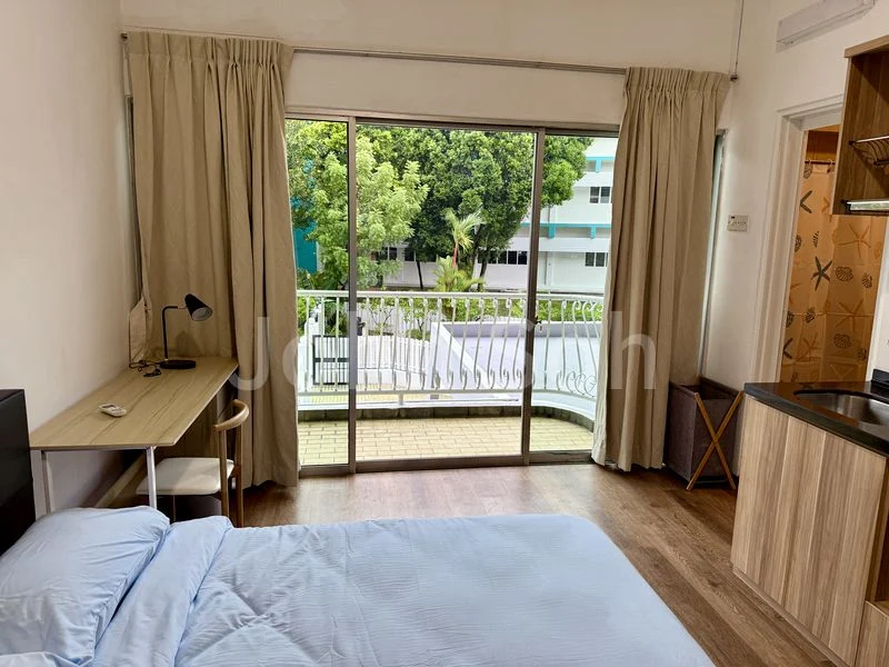 Master Room (Landed) for Rent in  Green Gardens - Image 10