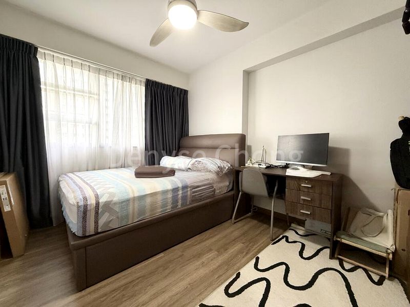 5 Room (5I) HDB for Sale in  446A Bukit Batok West Avenue 8 - Image 10