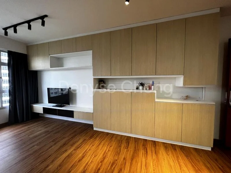 5 Room (5I) HDB for Sale in  446A Bukit Batok West Avenue 8 - Image 2