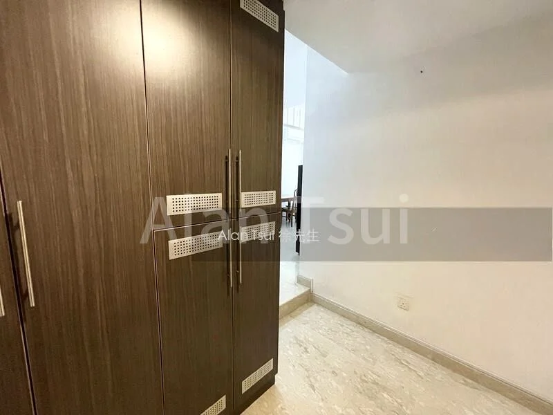 Studio Apartment (Condo) for Rent in  Dunman Place - Image 4