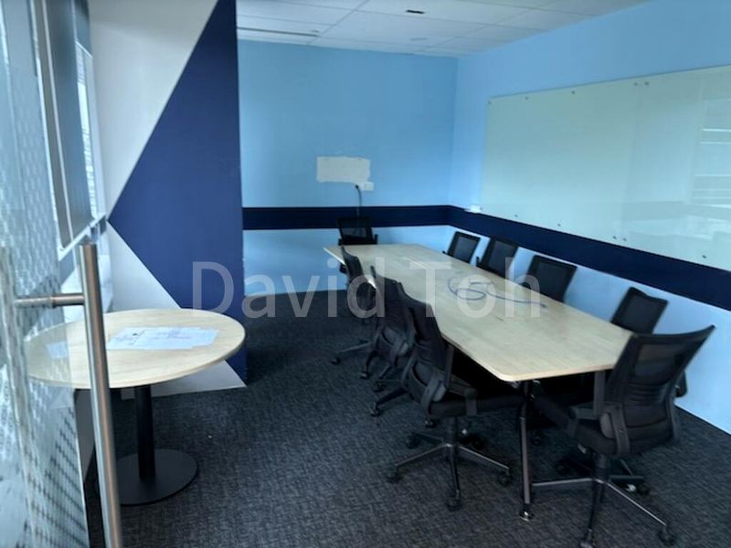 Office for Rent: Beautifully Fitted Harbourfront Office - Image 2