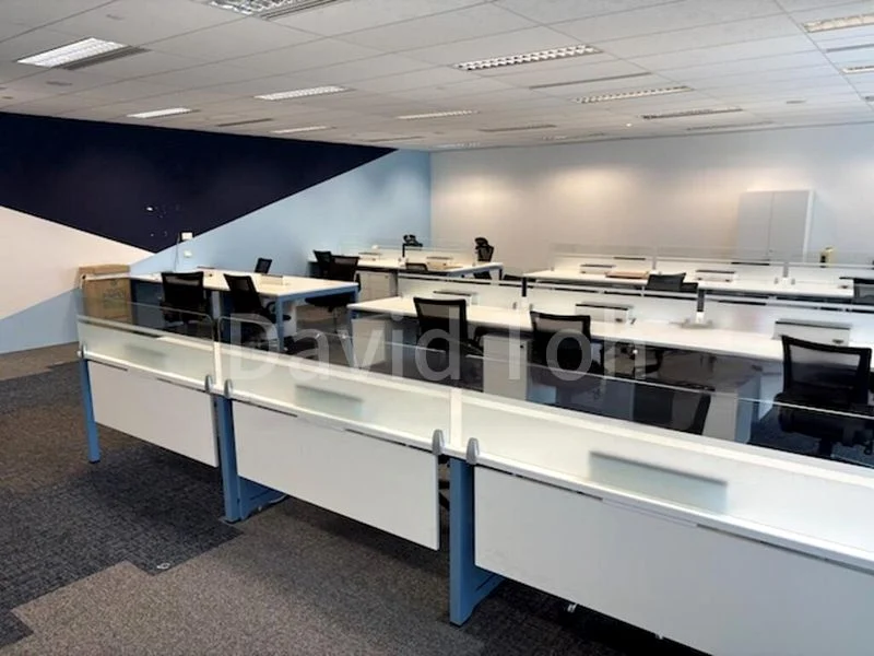 Office for Rent: Beautifully Fitted Harbourfront Office - Image 1