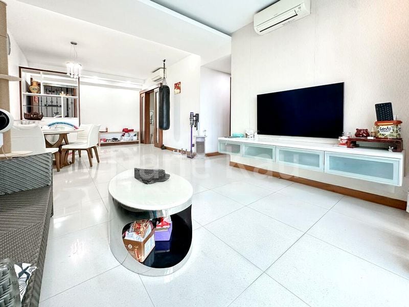 3 Bed Executive Condo for Sale in Whitewater - Image 3