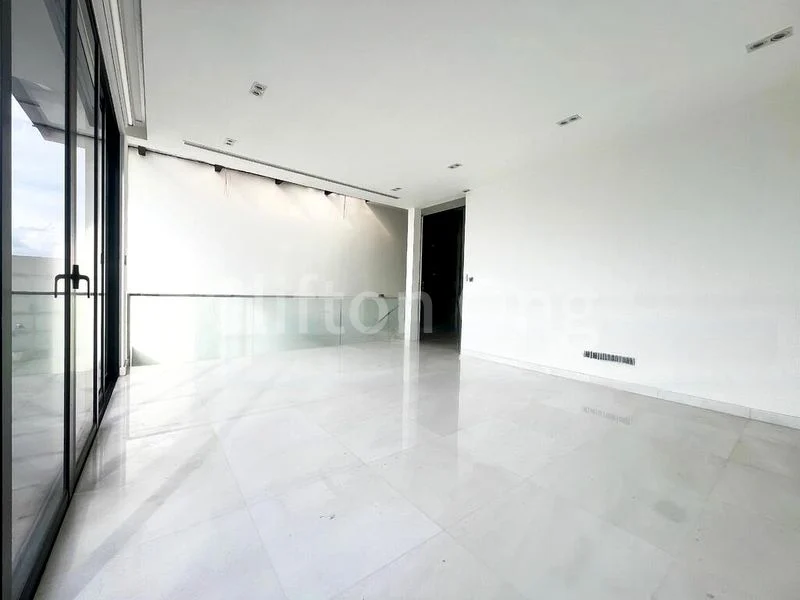 8 Bed Semi-Detached House (Landed) for Rent in Serangoon Garden Estate - Image 7