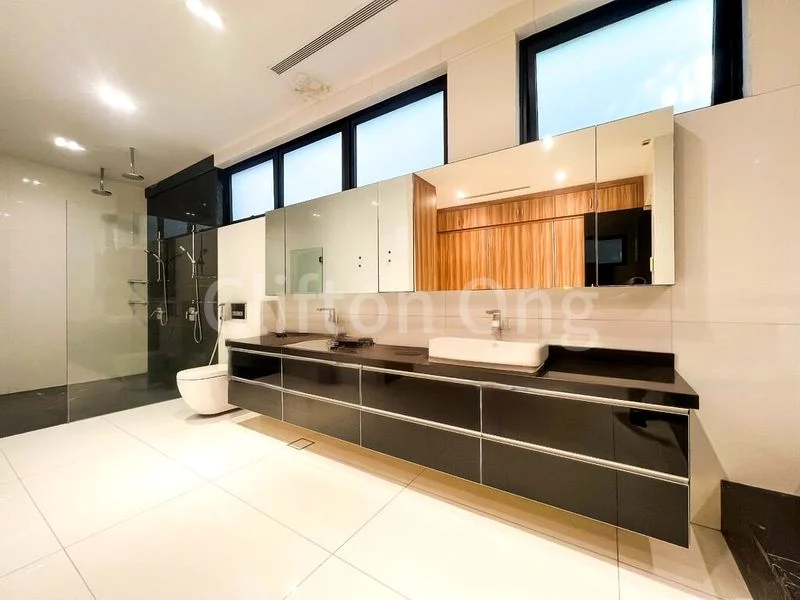 8 Bed Semi-Detached House (Landed) for Rent in Serangoon Garden Estate - Image 12