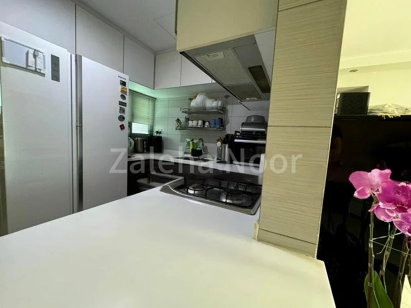 4 Bed Executive Condo for Sale in  Belysa - Image 9