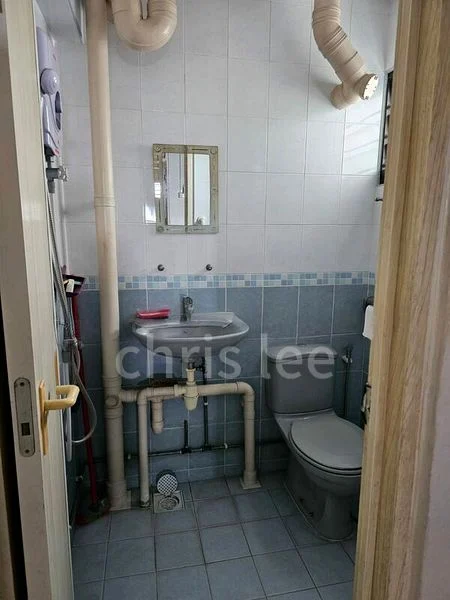 3 Room (3NG) HDB for Rent in  646 Ang Mo Kio Avenue 6 - Image 3