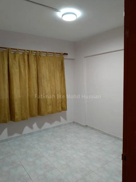 Common Room (HDB) for Rent in  492 Admiralty Link - Image 1
