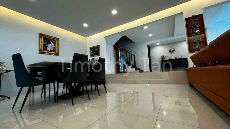 5 Bed Corner Terrace (Landed) for Sale in  Dyson Road - Image 3