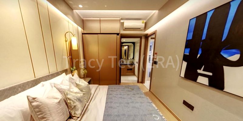 4 Bed Condo for Sale in  Sceneca Residence / Sceneca Square - Image 9